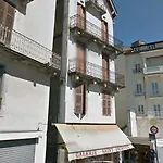 Chez Marie Et Didier 1 Minute A Pied Du Sanctuaire De 3* Lourdes