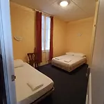 Guest house Chez Marie Et Didier 1 Minute A Pied Du Sanctuaire De Lourdes