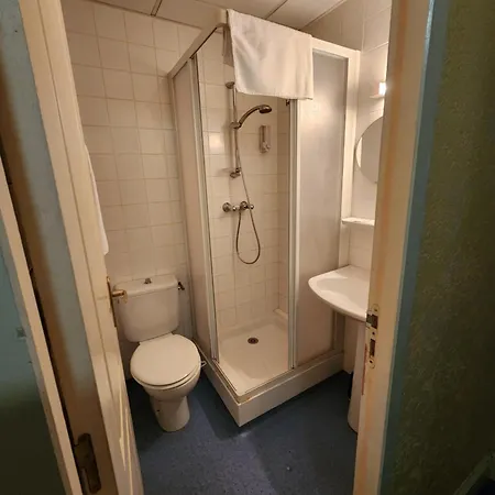 Chez Marie Et Didier 1 Minute A Pied Du Sanctuaire De 3* Lourdes