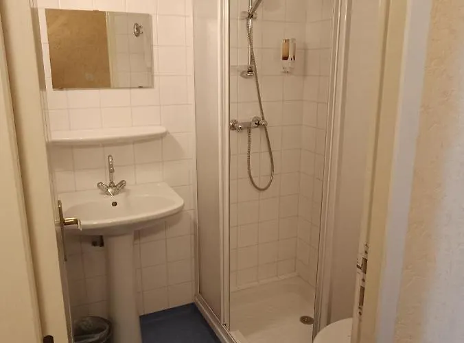 Gæstehus Chez Marie Et Didier 1 Minute A Pied Du Sanctuaire De 3*