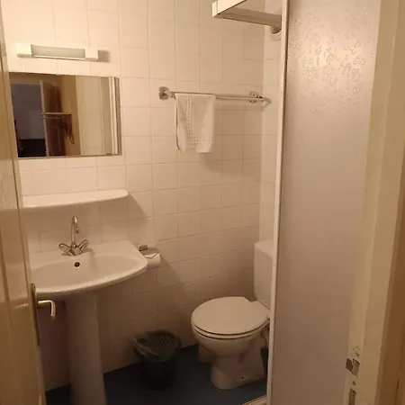 Chez Marie Et Didier 1 Minute A Pied Du Sanctuaire De 招待所